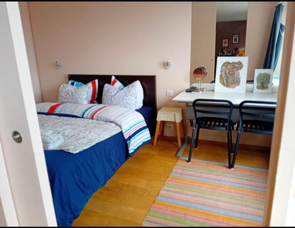 Charm 10min Walk Eiffel Tower Appartement *